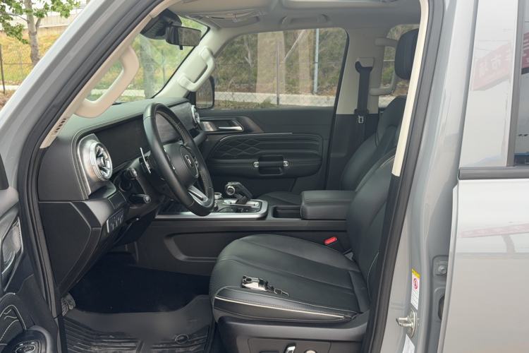 Used Tank 300 2021 Off-Road Edition 2.0T Conqueror Left Front Seat