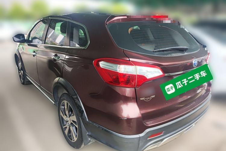 Used Venucia T70X 2016 2.0L CVT SmartFun Sport Edition