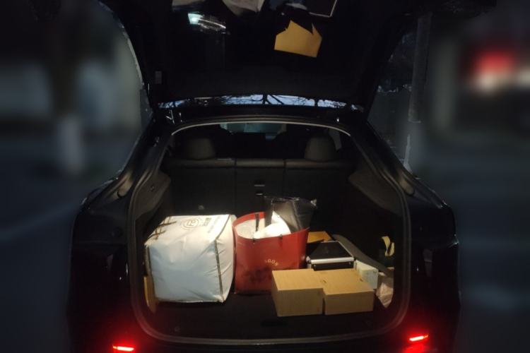 Used Tesla Model Y 2025 Rear-Wheel-Drive Version