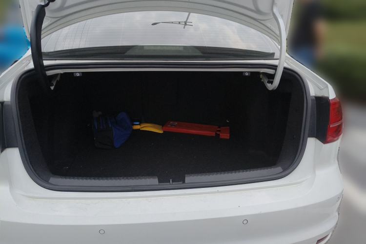 Used Volkswagen Sagitar 2017 230TSI Automatic Comfort Version Trunk