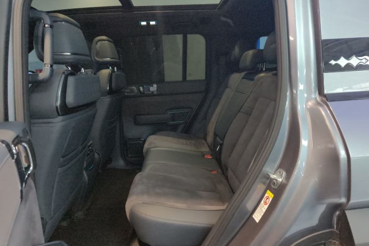 Used Formula Leopard 5 2023 Cloud Ride Flagship Edition Left Rear Seat