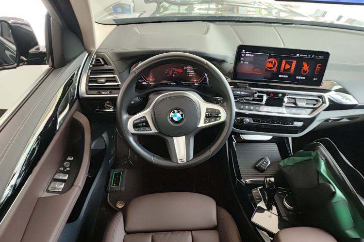 Used BMW X3 2022 xDrive25i M Sport Package Steering Wheel