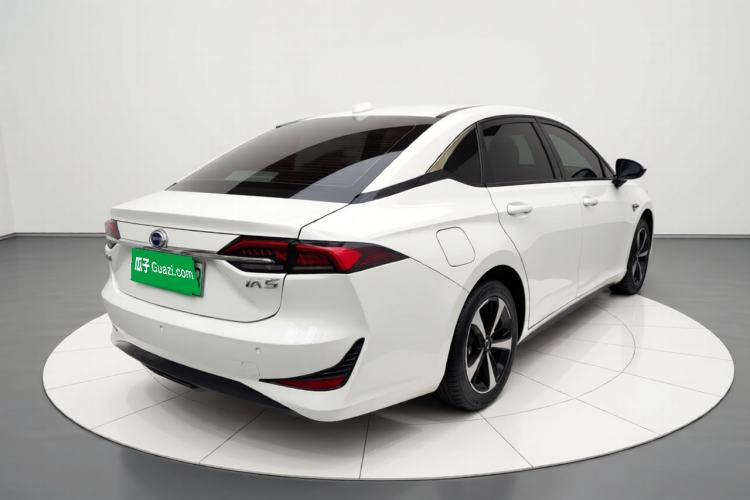 Used GAC Group Toyota iA5 2019 Leading Edition Exterior 5