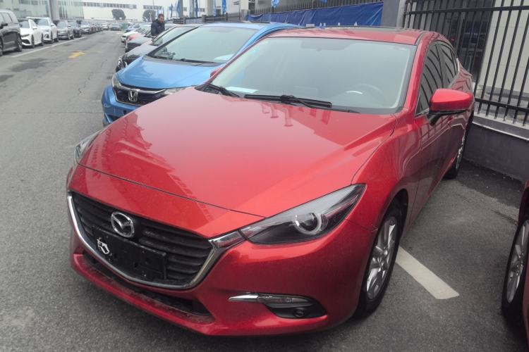 Used Mazda 3 Axela 2019 Cloud-Controlled Sedan 1.5L Automatic Luxury Model China VI Standard