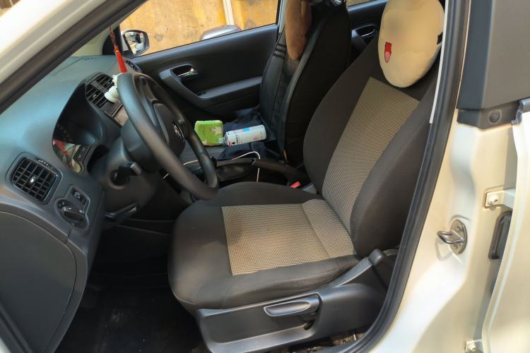 Used Volkswagen Polo 2016 1.4L Manual Fashion Model
