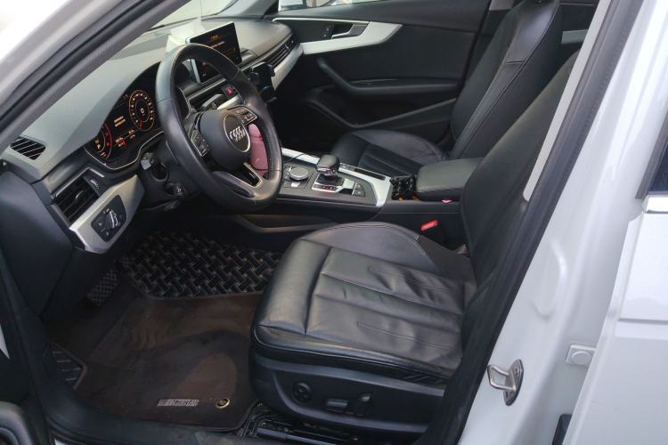 Used Audi A4L 2019 40 TFSI Fashion Edition China VI Emission Standard