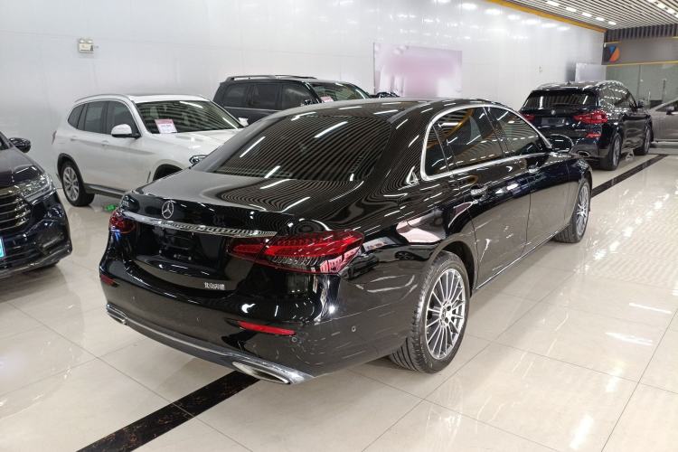 Used Mercedes-Benz E-Class 2022 Updated E 260 L Rear Right 45 Deg