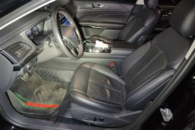 Used Ford Taurus 2019 EcoBoost 245 Premium Edition
