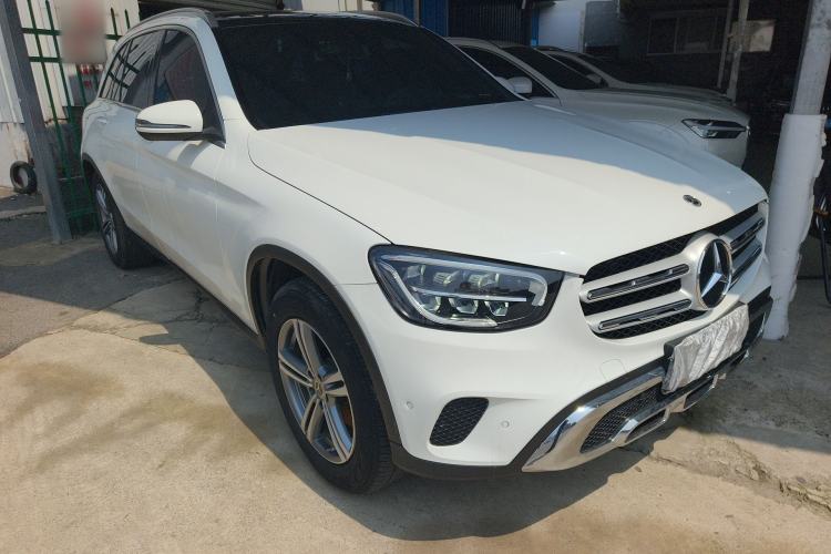 Used Mercedes-Benz GLC 2020 Facelifted GLC 260 L 4MATIC Dynamic Edition Front Right 45 Deg