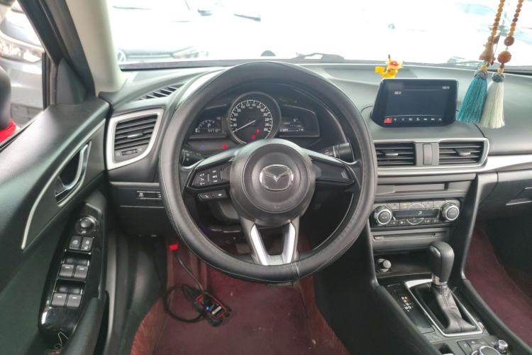 Used Mazda Mazda 3 Axela 2019 Cloud-Controlled Sedan 1.5L Automatic Luxury Model China VI Standard