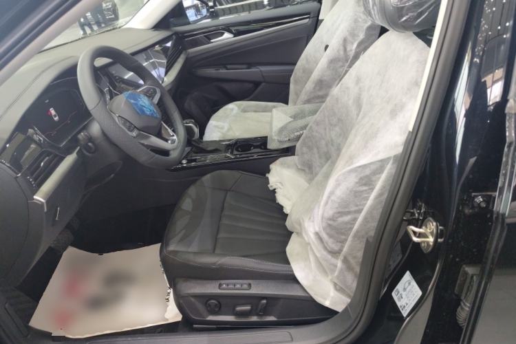 Used Volkswagen Passat 2026 Model, Outstanding 380TSI Longteng Edition