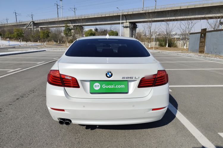 Used BMW 5 Series 2014 525Li Leading Model
