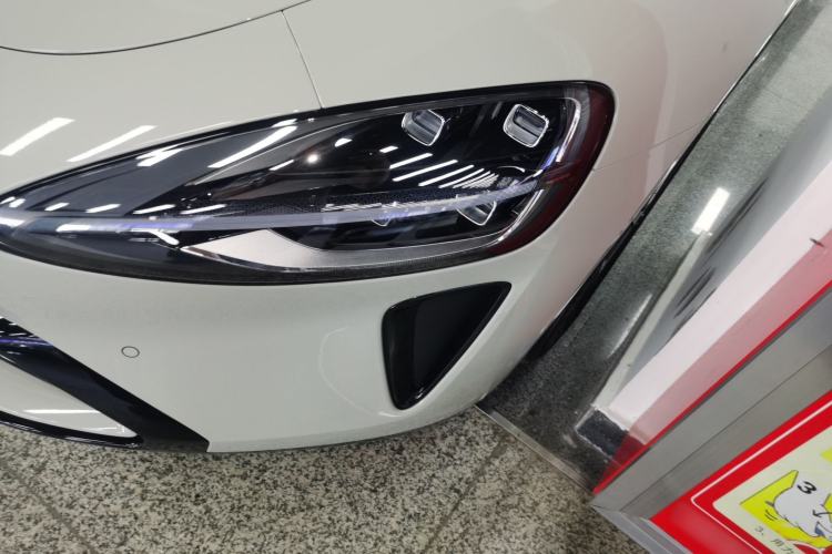 Used Xiaomi Auto SU7 2024 Rear-Drive Ultra-Long Range Advanced Pro-Level Intelligent Driving Version
