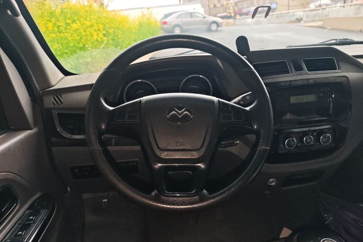 Used New Gonow Shuailing 2023 Standard Range 41.93 kWh Tianjin Hengtian Steering Wheel