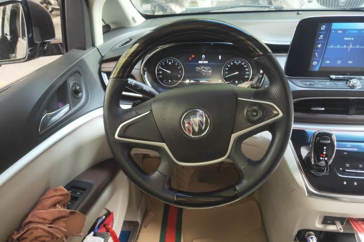 Used Buick GL8 2021 Land Cruiser Executive Class 652T Comfort Model
