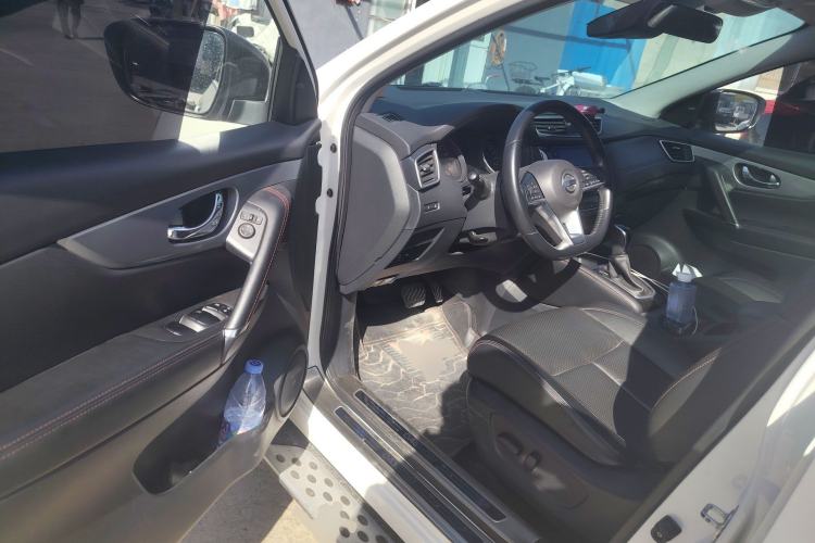 Used Nissan Qashqai 2022 2.0L CVT XV Premier Luxury Edition Driver Seat