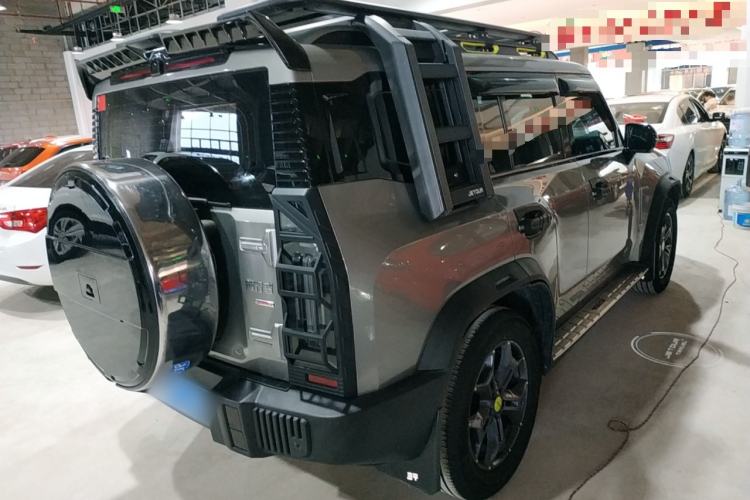 Used JETOUR Traveler 2023 2.0T All-Wheel-Drive CrossPRO Rear Right 45 Deg