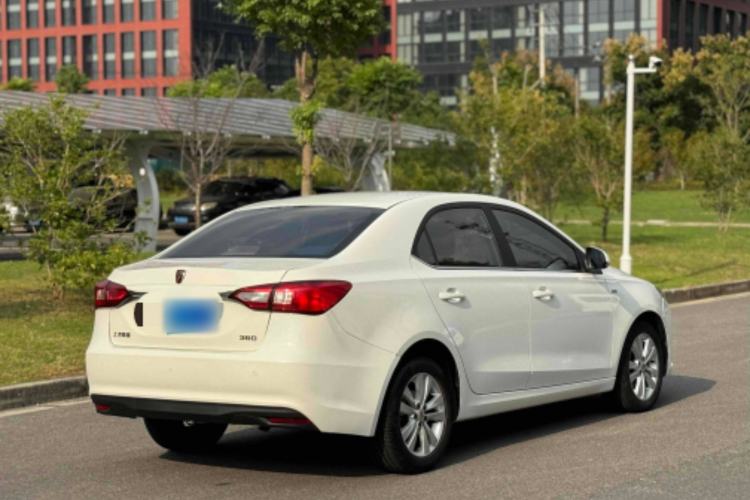 Used Roewe 360 2015 1.5L Automatic Luxury Edition
