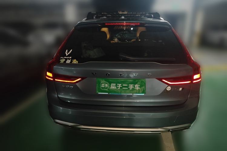 Used Volvo V90 2020 Facelifted Cross Country T5 AWD Zhiyuan Edition