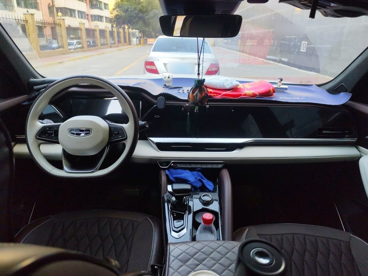 Geely Auto Monjaro L 2021 2.0TD DCT EVO Two-Wheel Drive Prestige Version — снимка 18