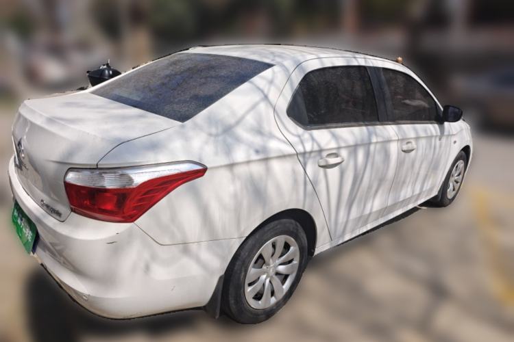 Used Citroen Elysee 2015 Zhishang Edition 1.6L Manual Fashion Model