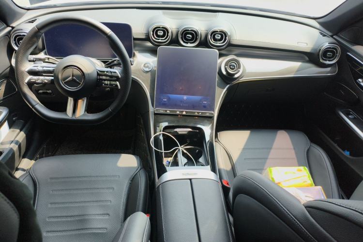 Used Mercedes-Benz C-Class 2024 C 260 L Sport Edition Center Console