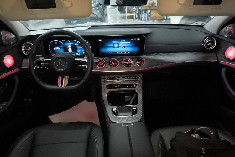 Used Mercedes-Benz E-Class New Energy 2022 Restyled E 350 e L Plug-in Hybrid Sports Sedan