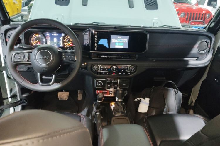 Used Jeep Wrangler 2024 2.0T Robin Hood Four-Door Edition