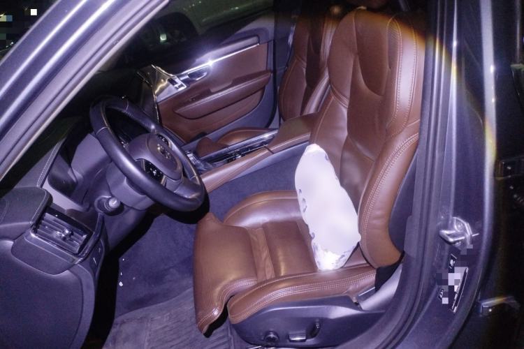 Used Volvo V90 2017 Cross Country T5 AWD Prestige Edition Left Front Seat