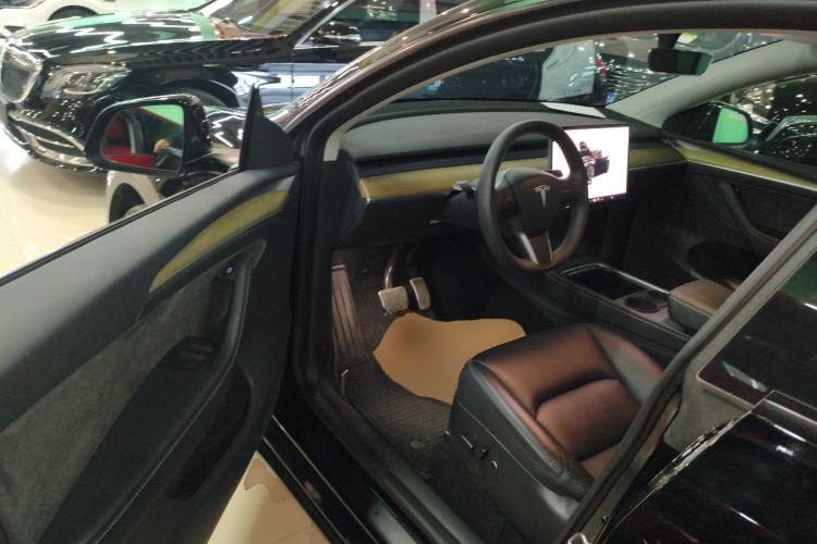 Used Tesla Model Y 2022 Revised Version Rear-Wheel Drive Driver Seat