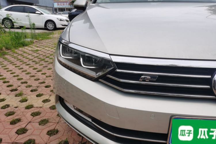 Used Volkswagen Magotan 2017 330TSI DSG Luxury Model