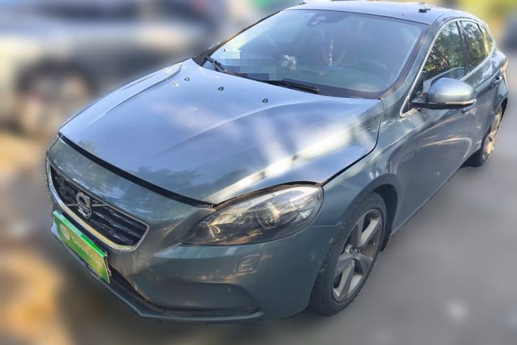 Used Volvo V40 2013 T5 Prestige Edition