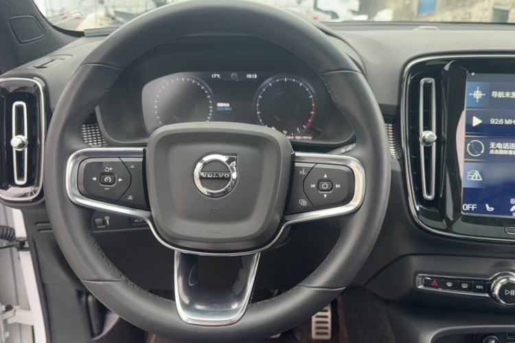 Used Volvo XC40 2022 T4 Four-Wheel Drive Smart & Dynamic Sport Edition Steering Wheel