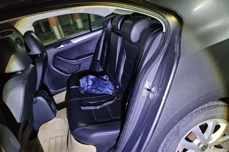 Used Volkswagen Sagitar 2012 1.4TSI Automatic Luxury Edition
