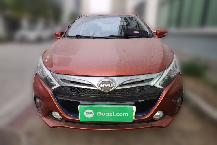Used BYD Qin New Energy 2015 1.5T Dual-Crown Flagship Plus Edition
