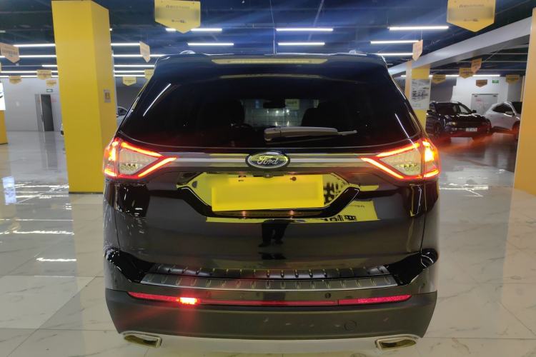 Used Ford Edge 2018 EcoBoost 245 Two-Wheel-Drive Titanium 7-Seater China VI Standard