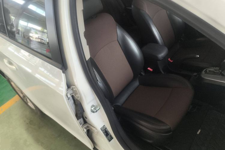 Used Chevrolet Cruze 2015 Hatchback 1.6L Automatic Comfort Edition