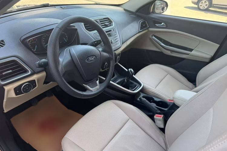 Used Ford Escort 2015 1.5L Manual Comfort Model