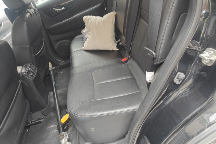 Used Nissan X-Trail 2019 2.0L CVT Smart Connect Comfort Edition 2WD
