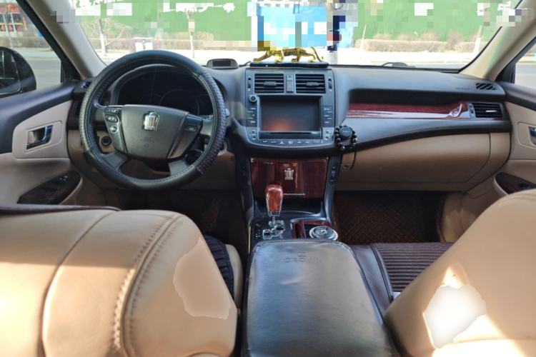 Used Toyota Crown 2010 2.5L Royal Leather Sunroof Navigation Edition Center Console