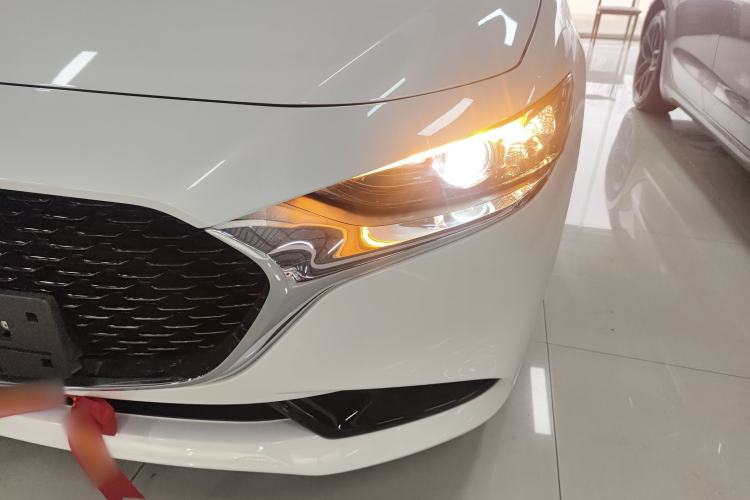 Used Mazda Mazda 3 Axela 2023 2.0L Automatic ZhiXuan Edition
