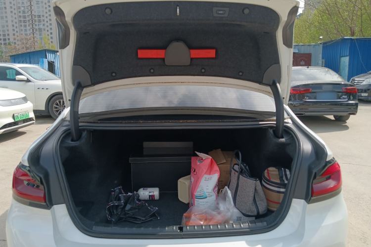 Used BMW 5 Series 2022 Second Facelift 525Li Luxury Package
