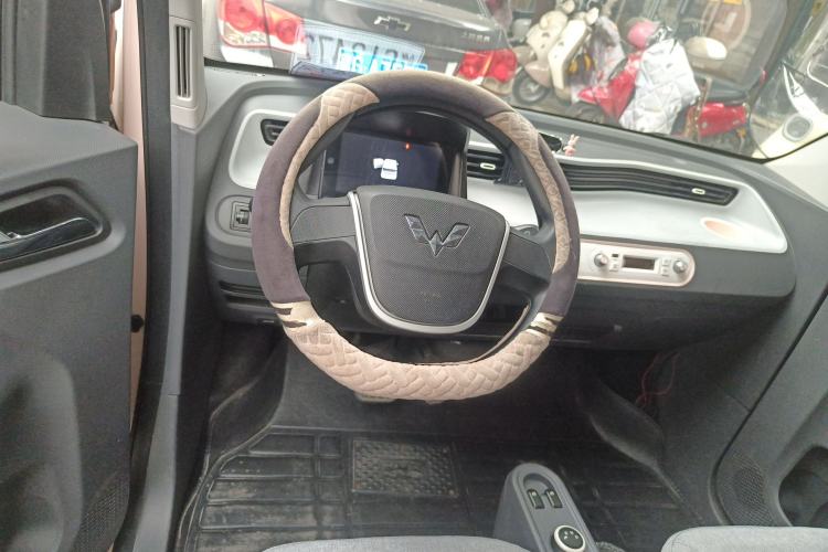 Used Wuling Hongguang MINIEV 2021 Macaron Premium Model – Lithium-NMC
