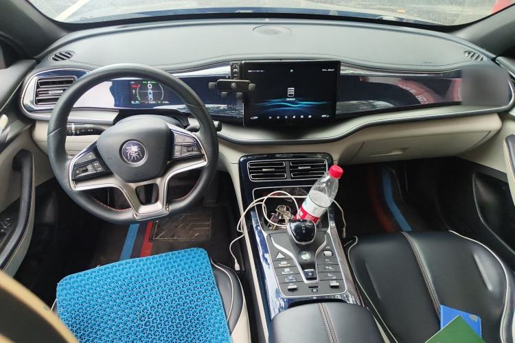 Used BYD Qin PLUS 2021 EV 500KM Luxury Model Center Console