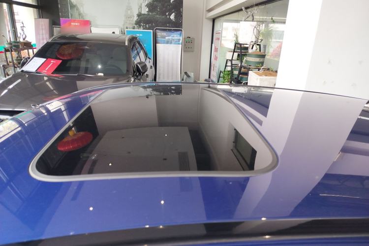 Used Mercedes-Benz EQC 2021 EQC 350 4MATIC Roof