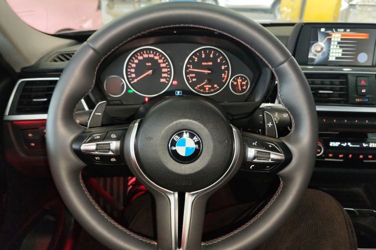 Used BMW 3 Series 2017 320Li Fashion Model Steering Wheel
