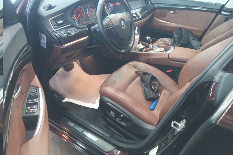 Used BMW 5 Series GT 2014 528i Leading Model
