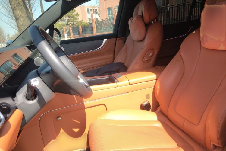 Used Hima AITO M9 2024 All-Electric Ultra Version 100 kWh 6-Seater Model
