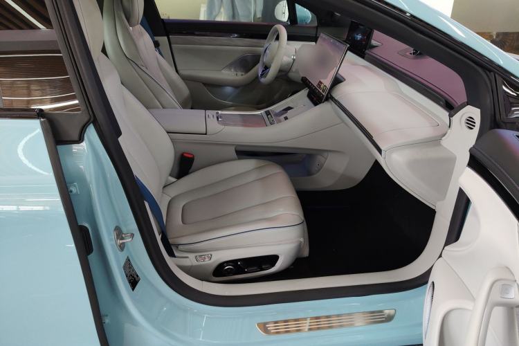 Used Hima Luxeed S7 2026 Model Max+ Right Front Seat