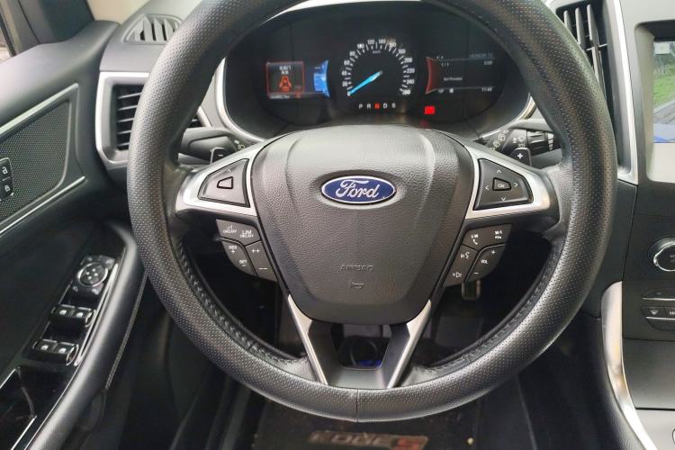 Used Ford Edge 2017 EcoBoost 245 Two-Wheel-Drive Sporty 7-Seater